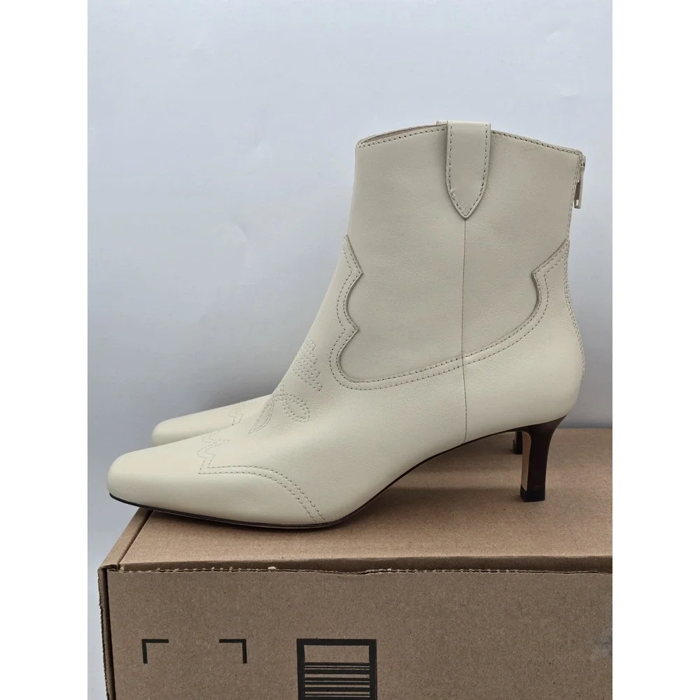 PAIGE Women's Adelyn Ankle Boot Western Zip - White Bone - Sz 7.5 - Kitten Heel‎